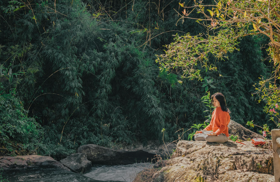 Treating Scoliosis with Yoga