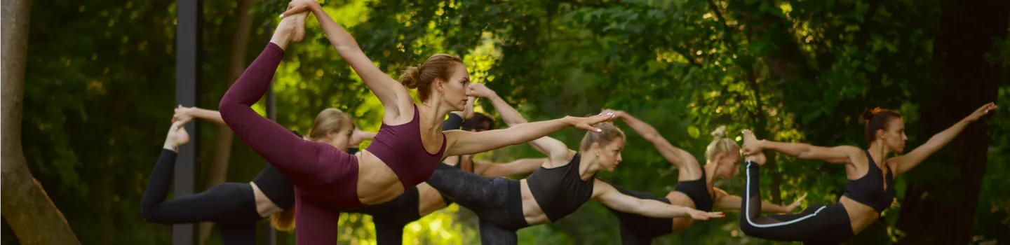 Aprenda Sri Sri Yoga para melhorar o bem-estar geral