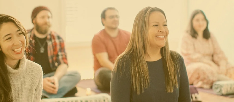 Comece hoje a sua viagem de meditação: Participe na nossa sessão introdutória para alívio do stress, concentração e equilíbrio interior