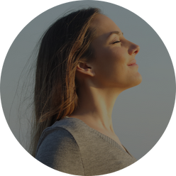 Atteindre l'harmonie intérieure grâce au Sudarshan Kriya™