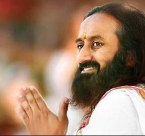 Gurudev-hands-folded-beautiful