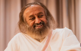 Gurudev Sri Sri Ravi Shankar giving a talk