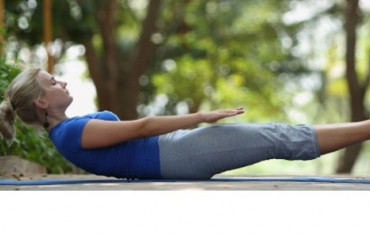 नौकासन (Boat pose)