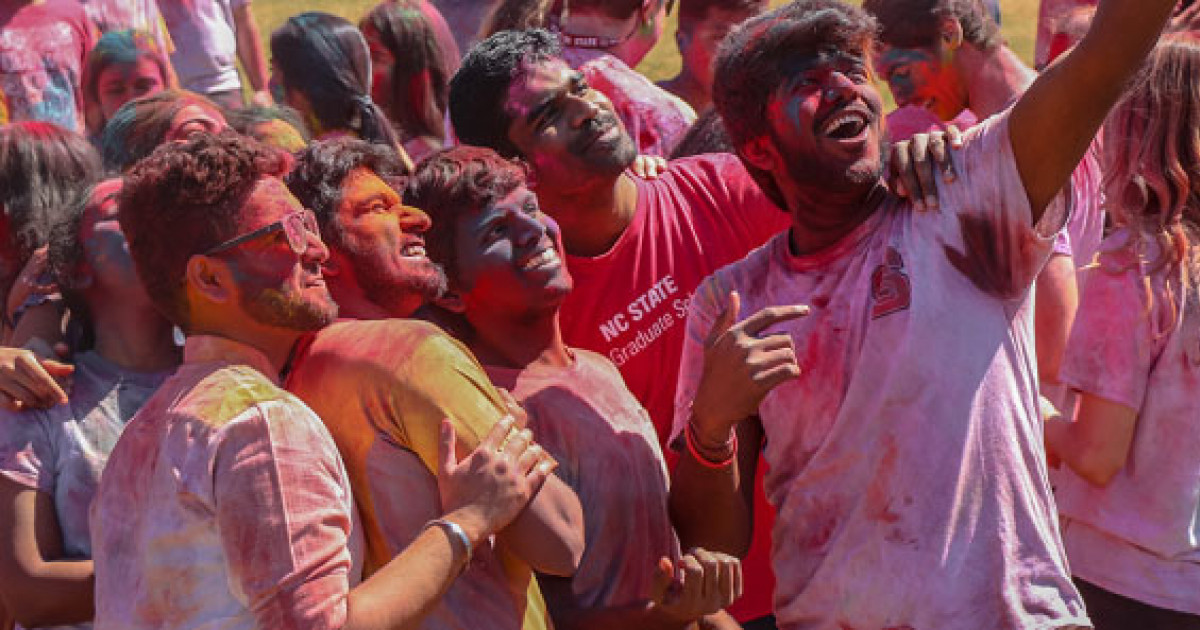 Wellbeing tips everybody should follow this Holi!