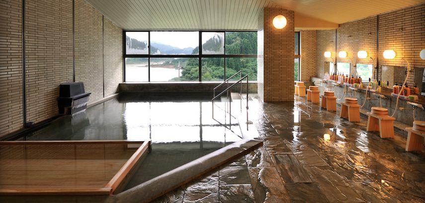 ホテル八鵬 温泉