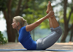 Dhanurasana