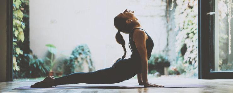 Practising Yoga Indoor - Listen to your body