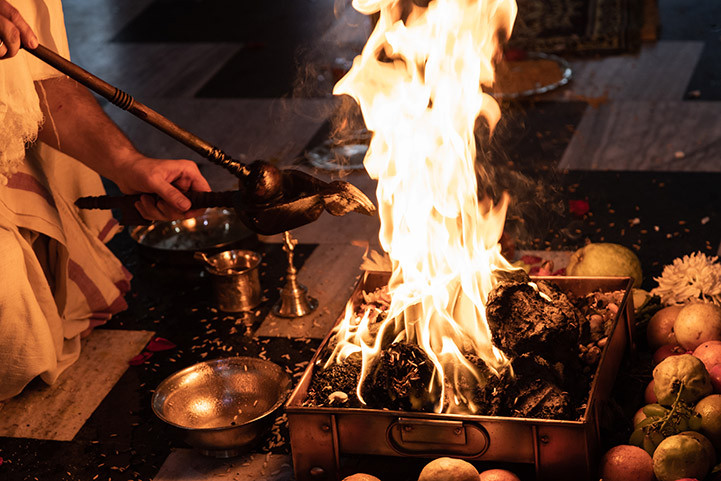 Vedic fire ceremony