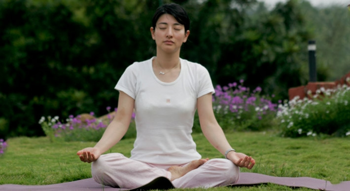 Lotus Pose - Ekhart Yoga