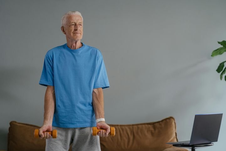 man exercising for heart health