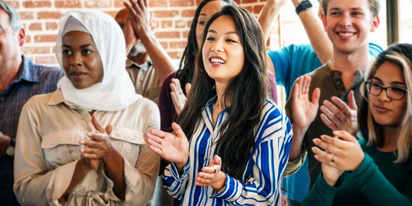 Bắt đầu hành trình thiền định của bạn ngay hôm nay: Tham gia buổi giới thiệu của chúng tôi để giảm căng thẳng, tăng khả năng tập trung và cân bằng nội tâm.